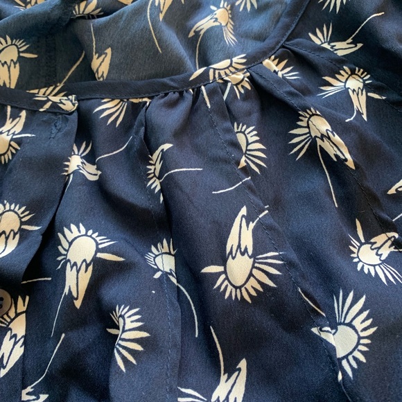 Casual blouse. Brand new - Picture 4 of 6